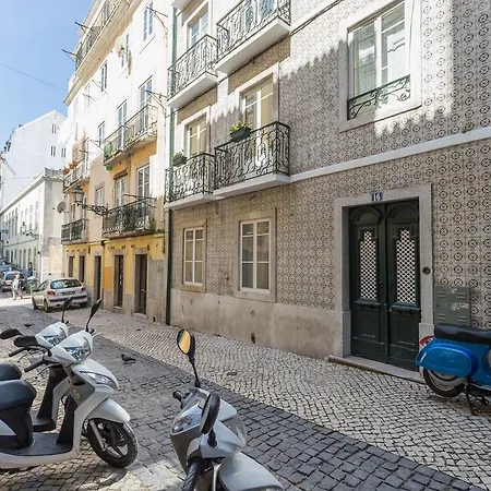 Trendy In Bairro Alto Apartment Lisbon