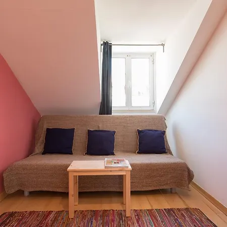 Trendy In Bairro Alto Apartment Lisbon